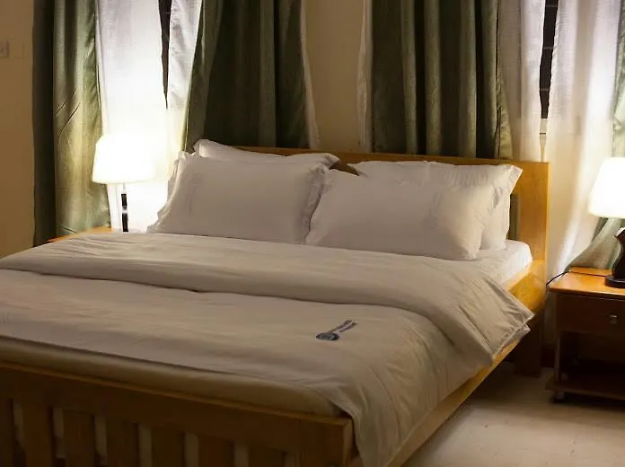 The Hub Hotel Kampala 3*,